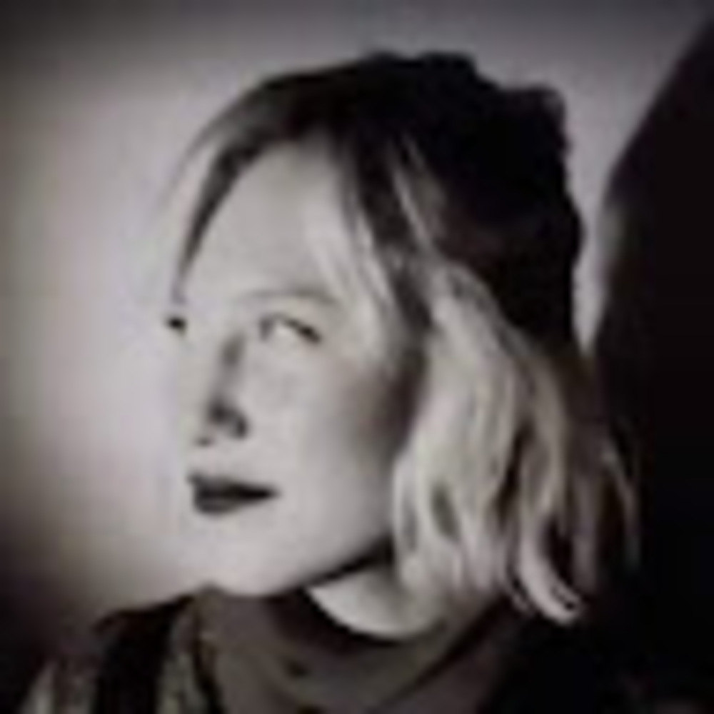 Meet your Posher, Lucy